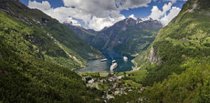 Image: View to Geiranger from Flydalsjuvet